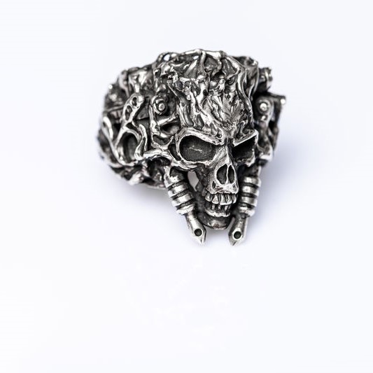 Inel Argint Inspirație din argint 925 – craniu central sculptat manual