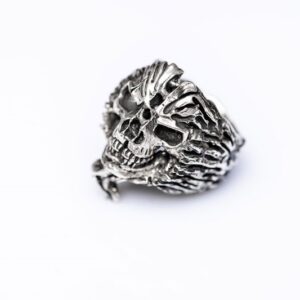 Inel Argint Înțelepciune – vedere laterală, detalii sculptate manual în argint 925
